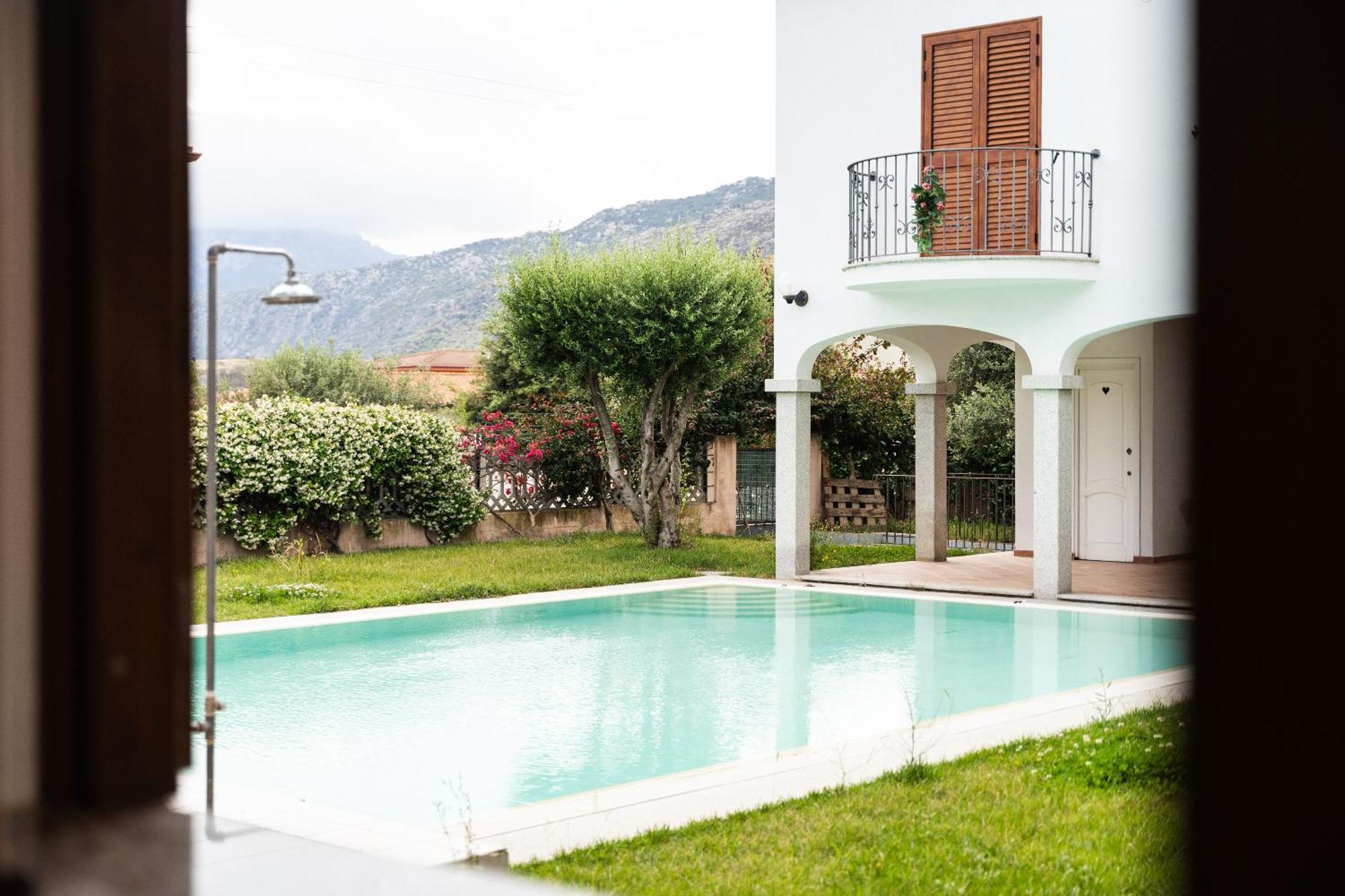 Mera House Posada  Ngoại thất bức ảnh